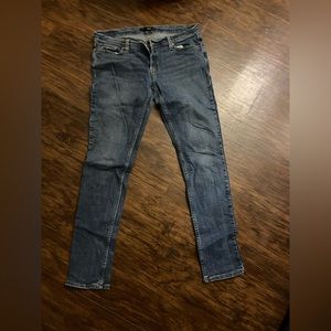 Levis jeans